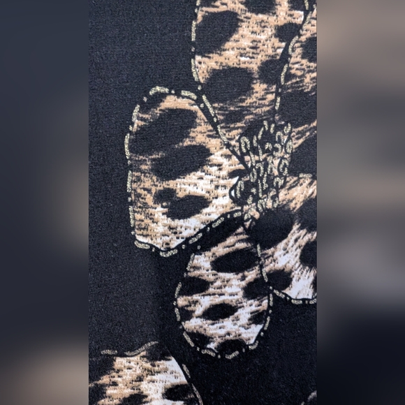 Hamilton Black Cheetah Floral Patterned Top - Picture 7 of 9